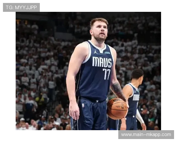 东契奇关键时刻外线命中，独行侠在第四节反超